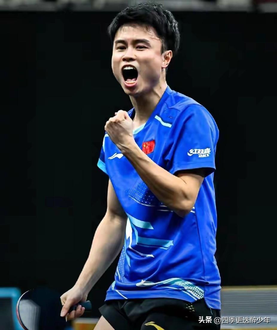 澳门世界杯男单小组赛今天正式拉开帷幕，率先出场的就是中日对抗，周启豪VS川上流星