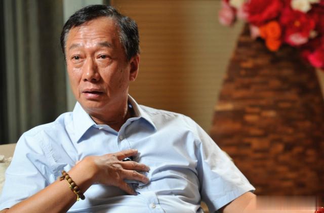 无疑，郭台铭现在的竞选的方式显然在模仿韩国瑜在高雄竞选，也就是在复制“韩流”，就