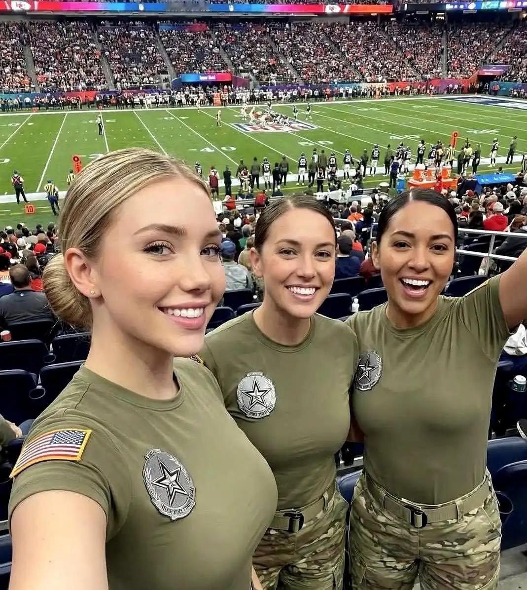 我的妈呀，军费世界第一的美国军队，他们的女兵竟然要靠拍片赚钱，你敢相信吗？
 