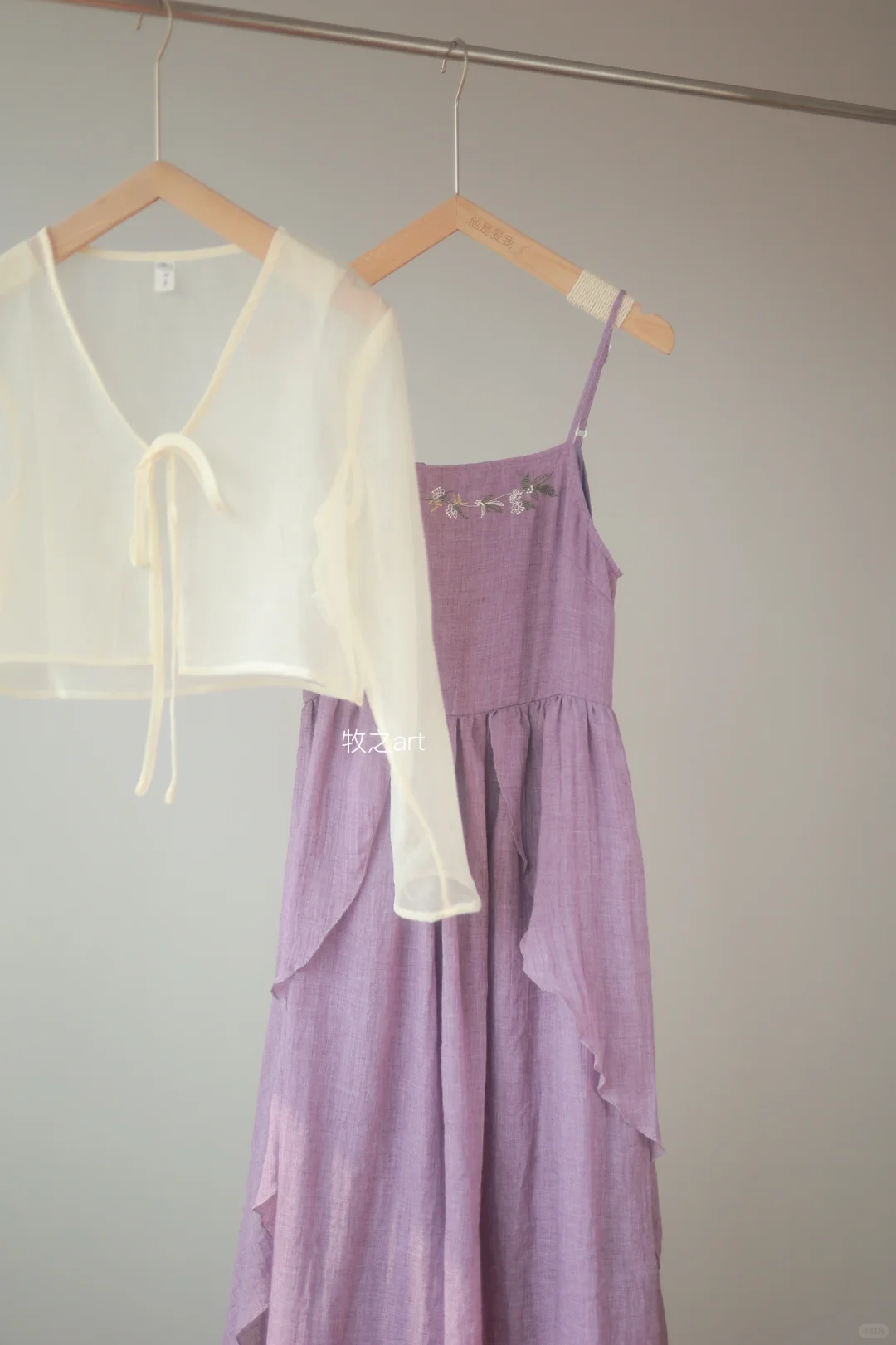 这一身也太仙了～｜紫色刺绣吊带裙