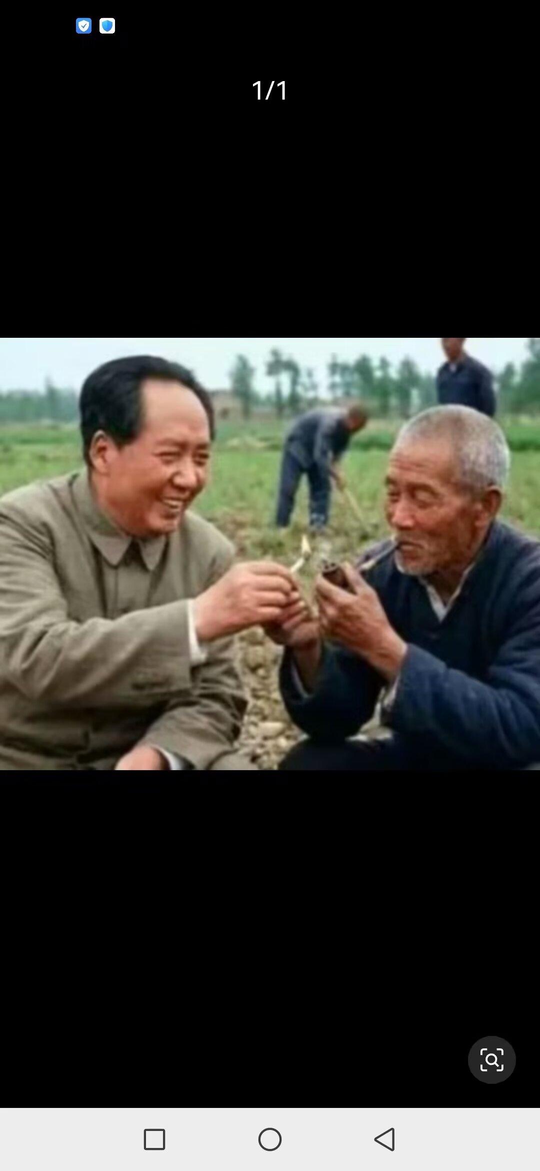 人民只有人民是推动历史发展的动力!（其中包括脑力与体力劳动者：包括小商贩、小业主