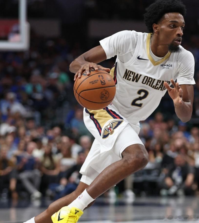 据ClutchPoints记者Brett Siegel报道，赫伯特·琼斯仍然是湖