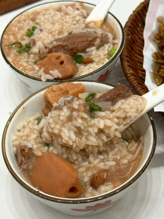 确实是武汉坠nb的藕汤泡饭。。
