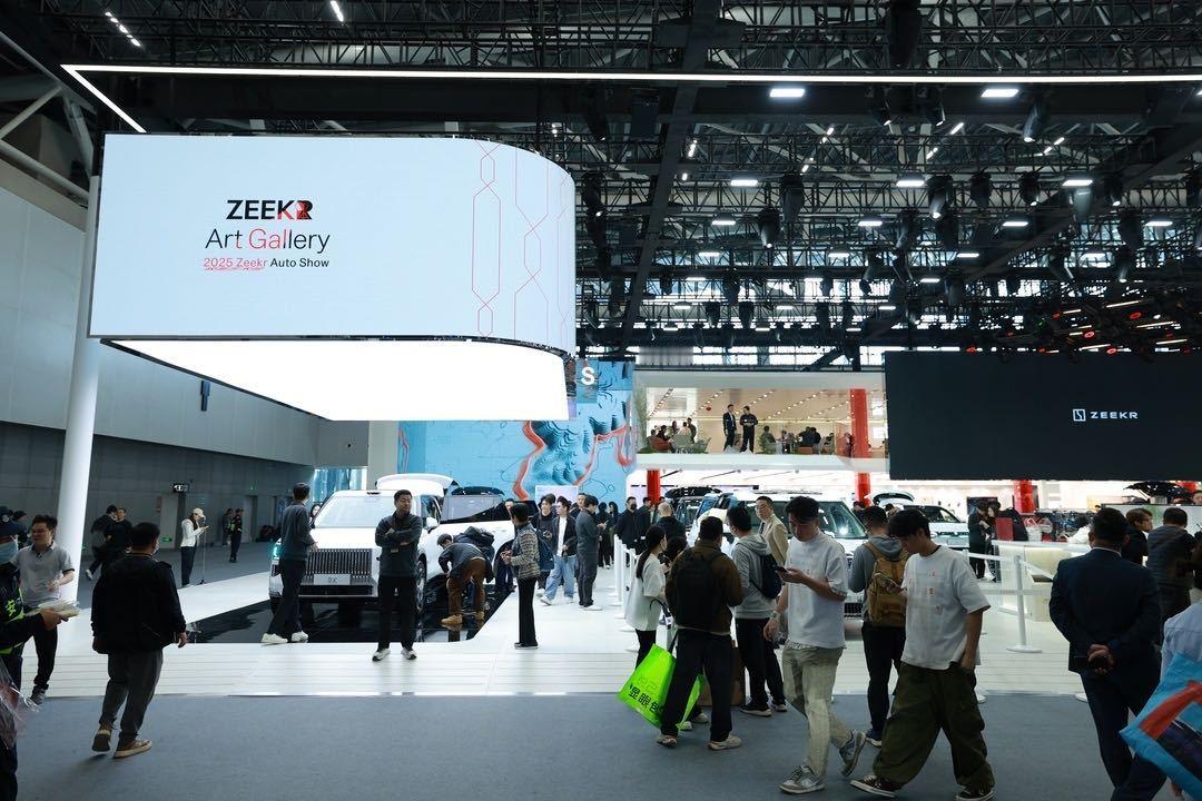 广极氪展台太会玩了，把茶楼和SPA搬进广州车展这年头车展真的是一家比一家会玩！2