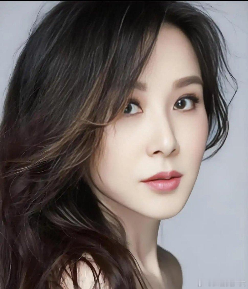 孙怡 你的蔷来了三公组队名场面来袭，孙怡没选王濛组被追着算账，萧蔷霸气护人一把将