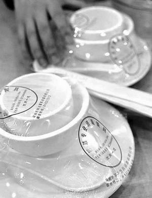 饭店收取餐具费是否合法、合规、合理，对此大家有什么不同的看法
        历