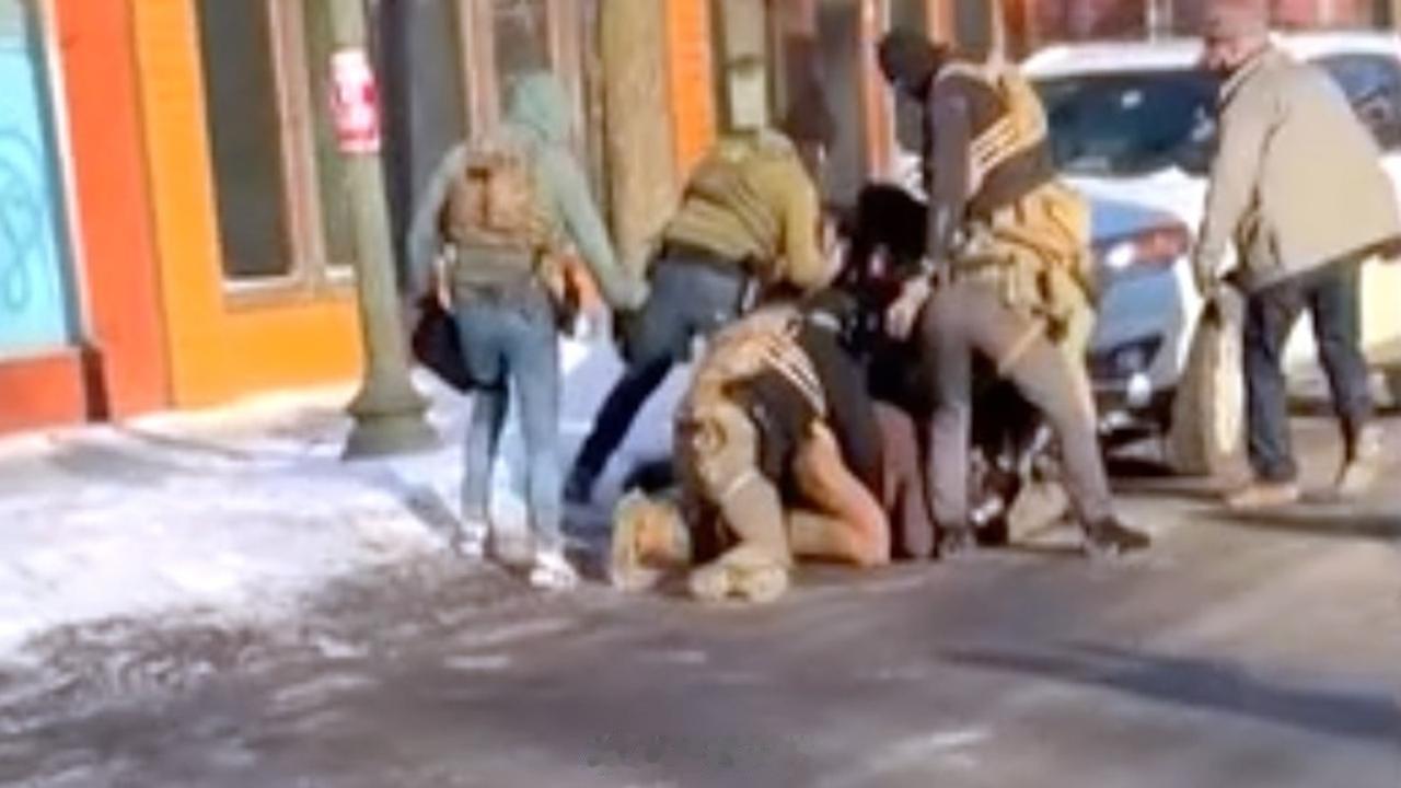 贼配军与良家子。