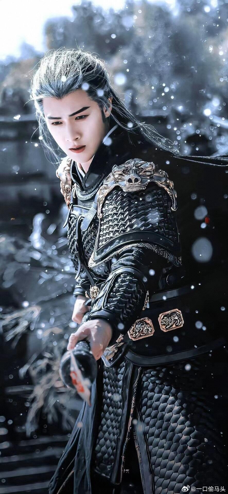 归良辰开机 李昀锐新剧归良辰开机《归良辰》终于开机！李昀锐演隐忍腹黑南苑王宇文良