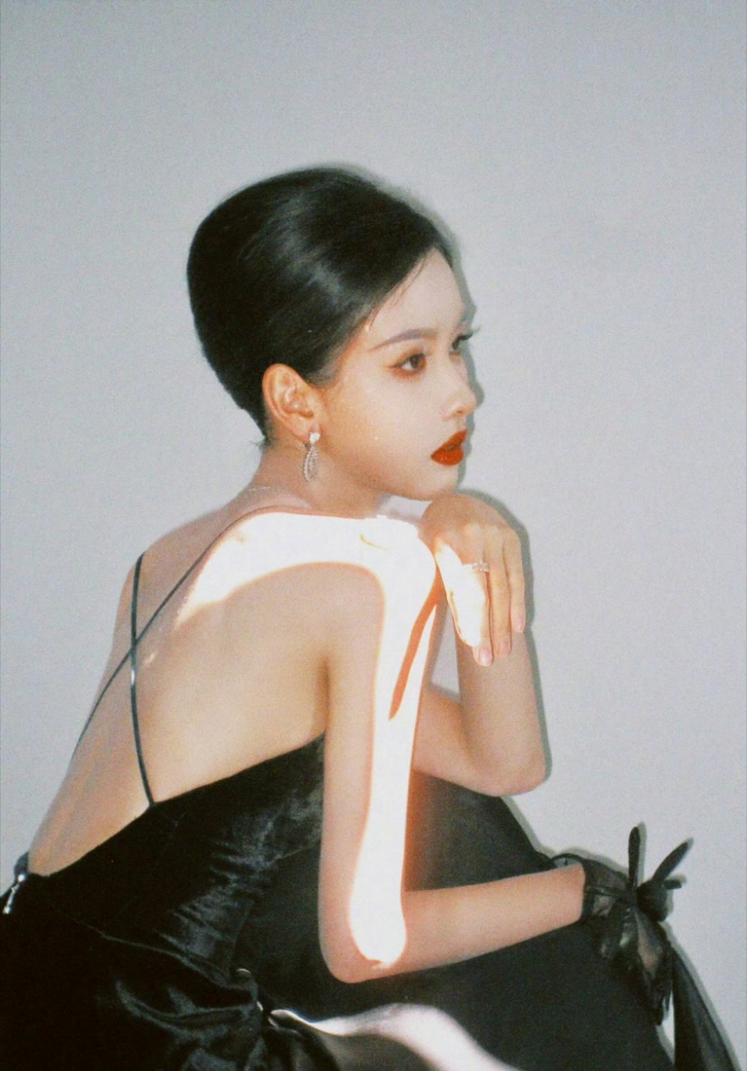 陈都灵的背肌线条我真嘶哈了🥵陈都灵气质美女一枚🙌这背肌线条确实绝了 