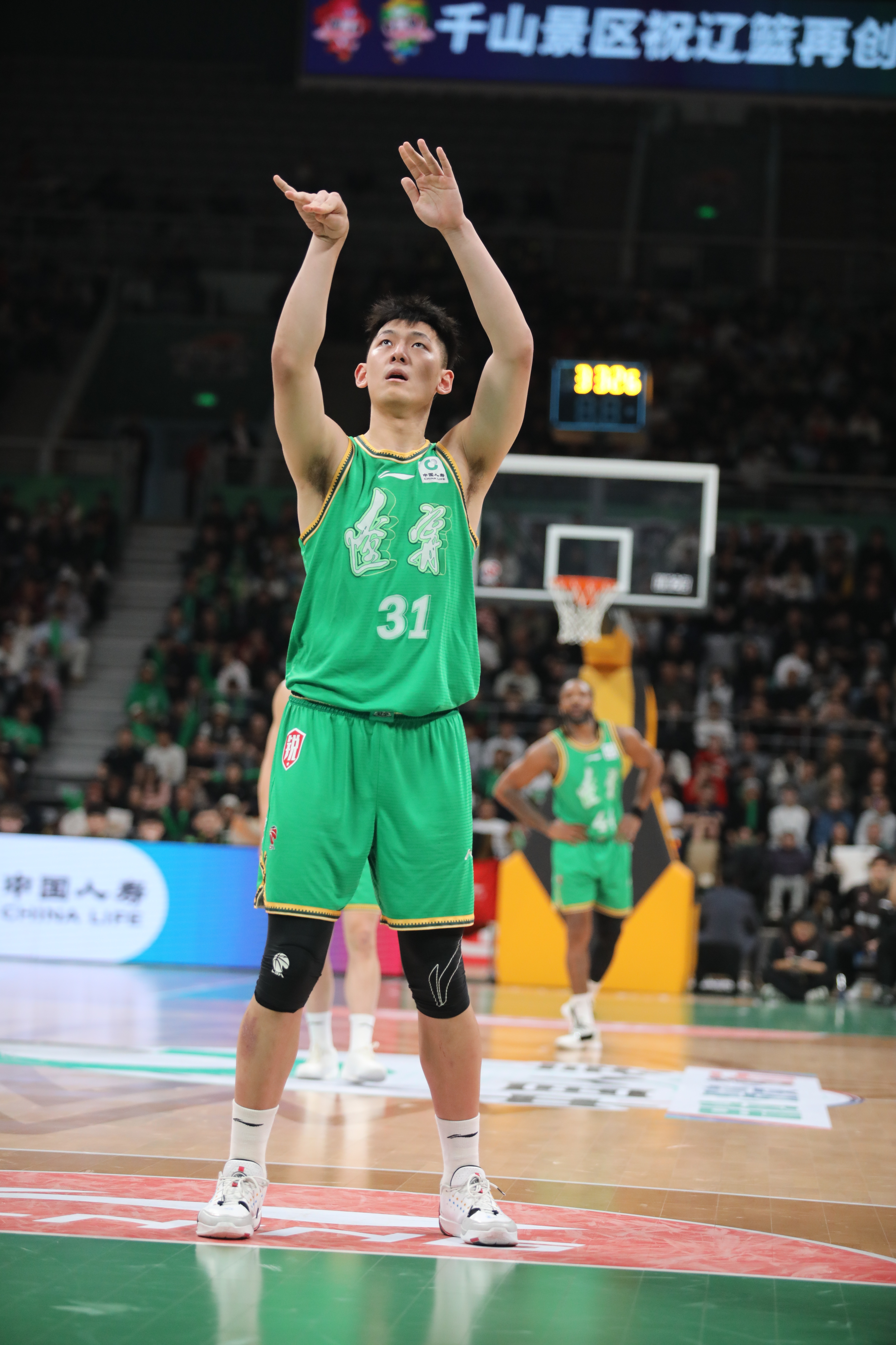 老弟，手型挺帅，前途无量辽宁男篮