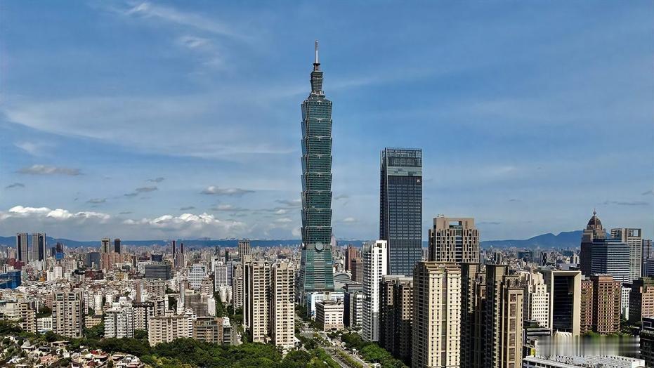 岛内六成民众盼两岸协商，民众寄望蔡英文出面，大陆划定谈判硬性门槛
 
2026年