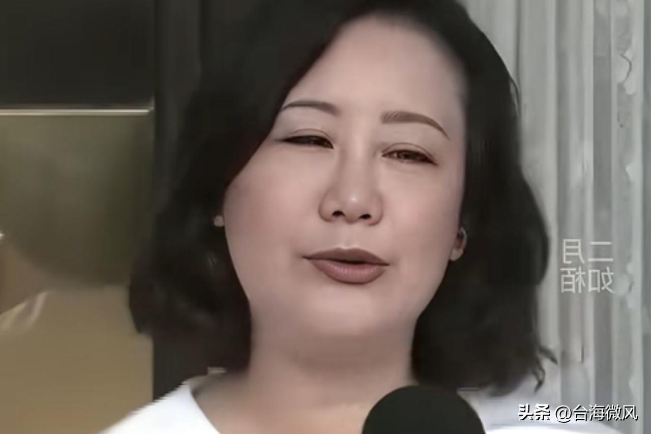 沈伯洋道歉了，态度一点也不诚恳！吴思瑶害怕惹火烧身，慌忙和稀泥？
沈伯洋眼看事情