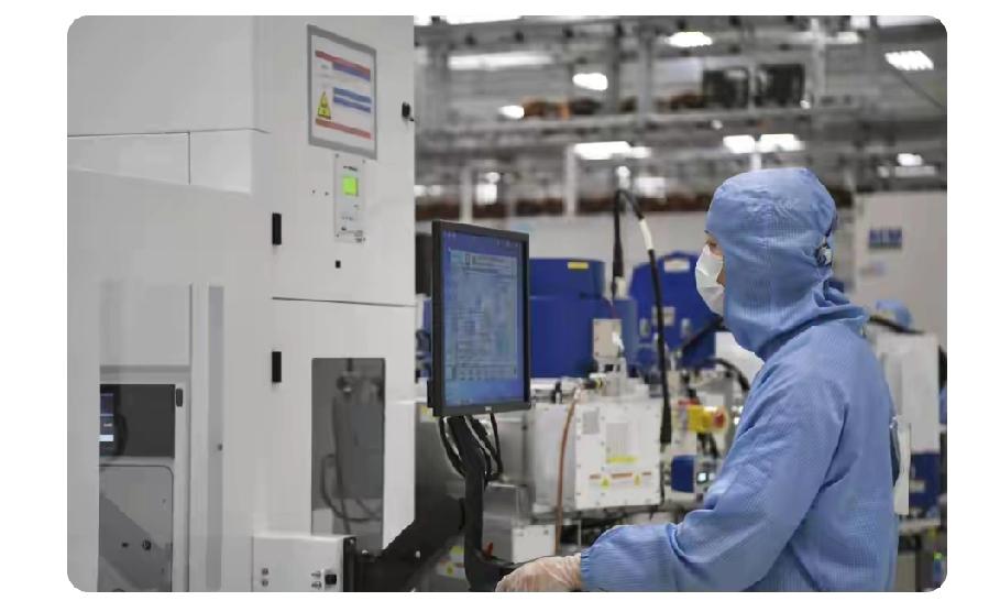 2024年12月1日，中国发布相关禁令，限制稀土资源和激光类高科技产品出口，这是