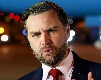 若伊朗拒绝接受美国提出的最终协议，特朗普可能将德黑兰炸回“石器时代”；也可能掐断