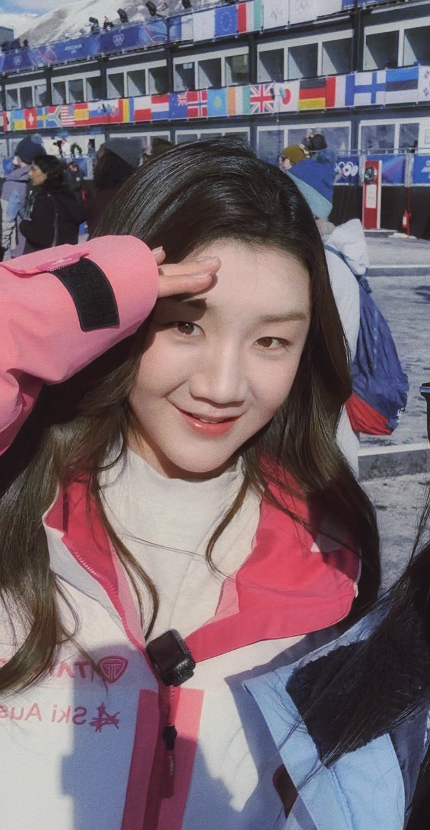 陈梦芭莎米兰冬奥梦之旅甜妹的生活就应该多姿多彩 开开心心陈梦去看谷爱凌决赛了陈梦