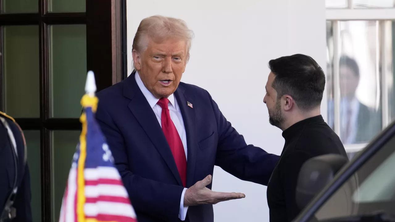 白宫：特朗普与泽连斯基周日将在佛罗里达州会面

俄罗斯卫星通讯社 2025年12