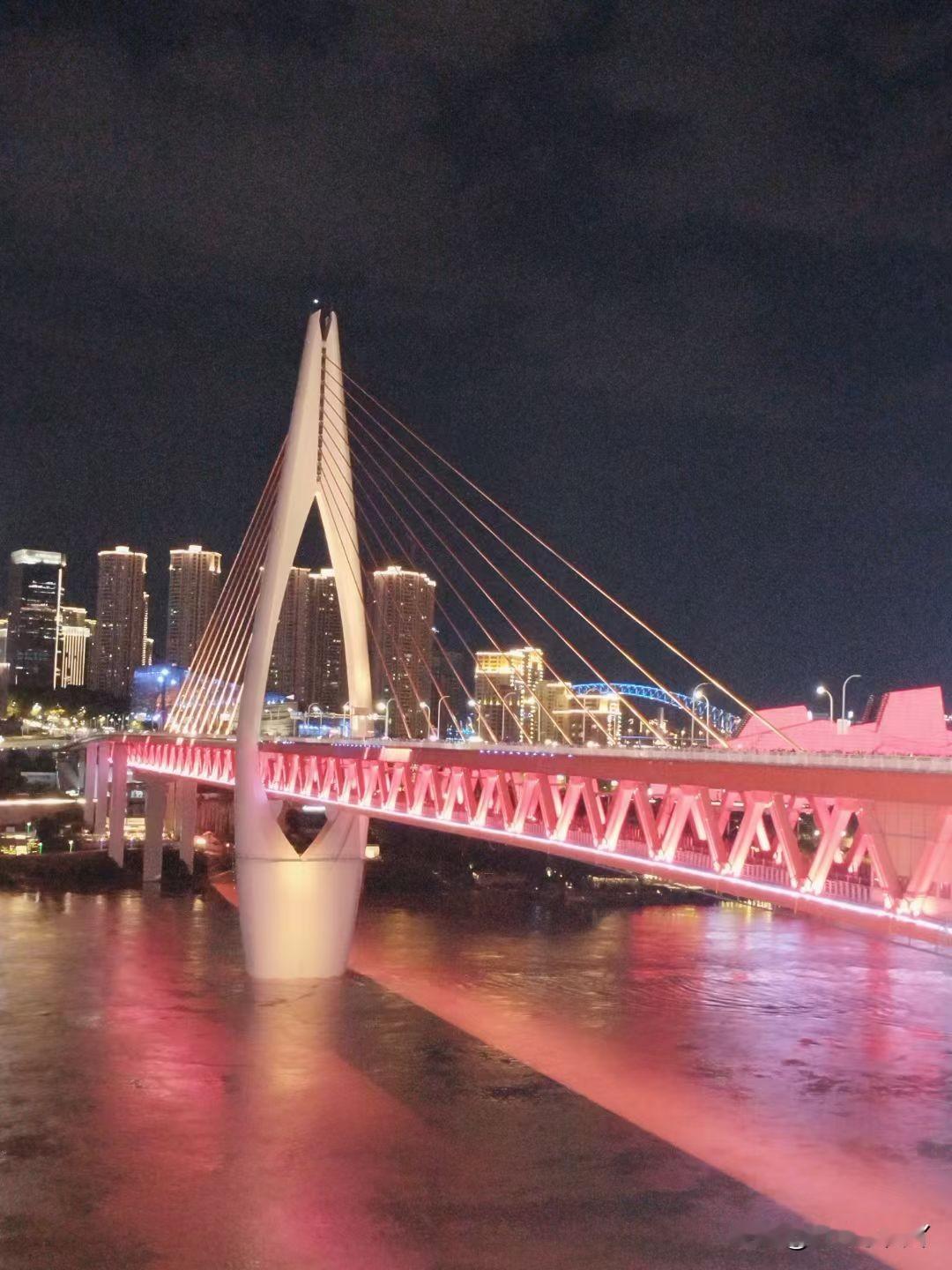 你能发一张城市最美的夜景吗