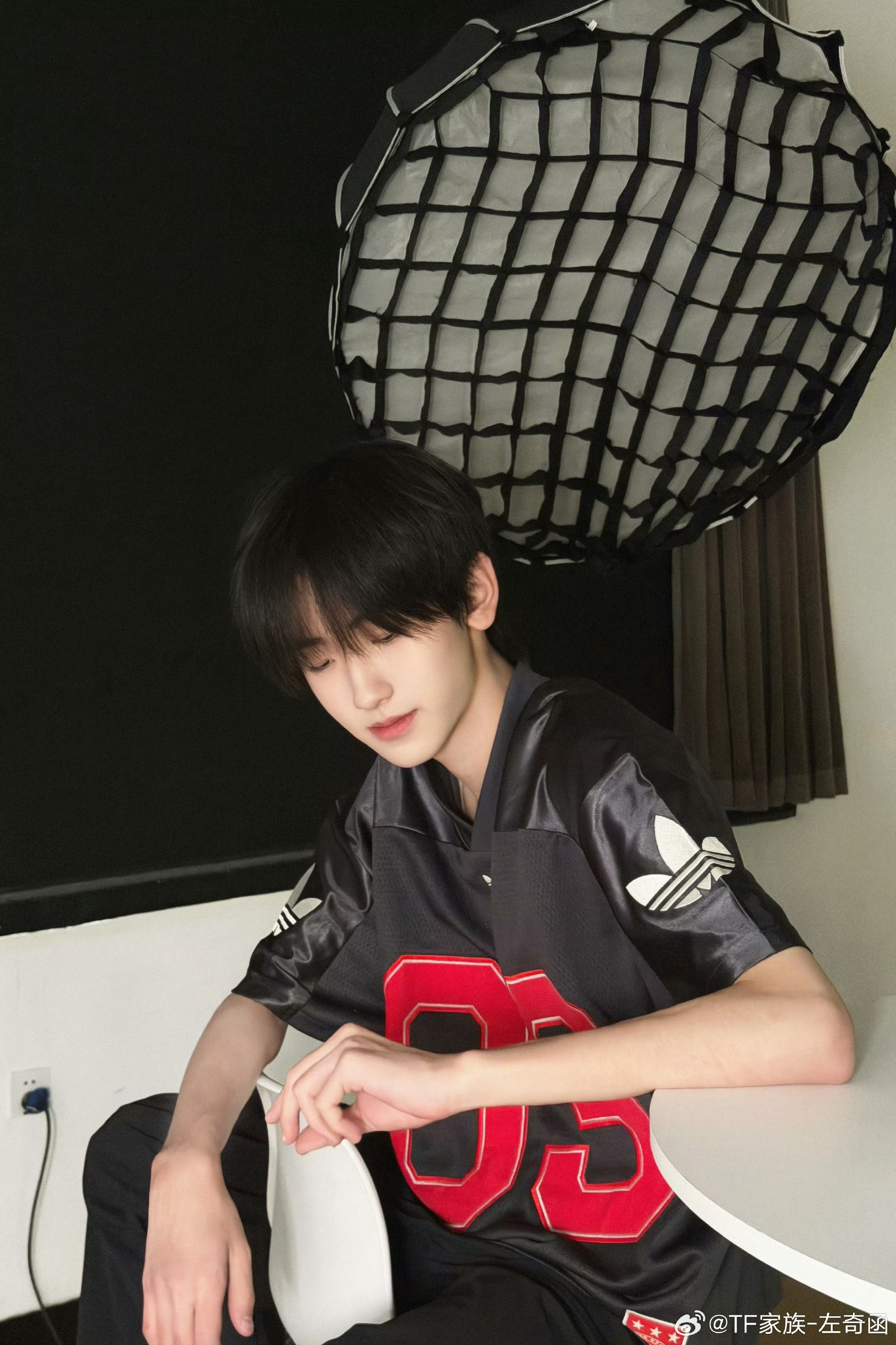 💙左奇函我们的少年时代2💙左奇函李浩宇我们同频在烟花下许愿 来年奔赴彼此的每