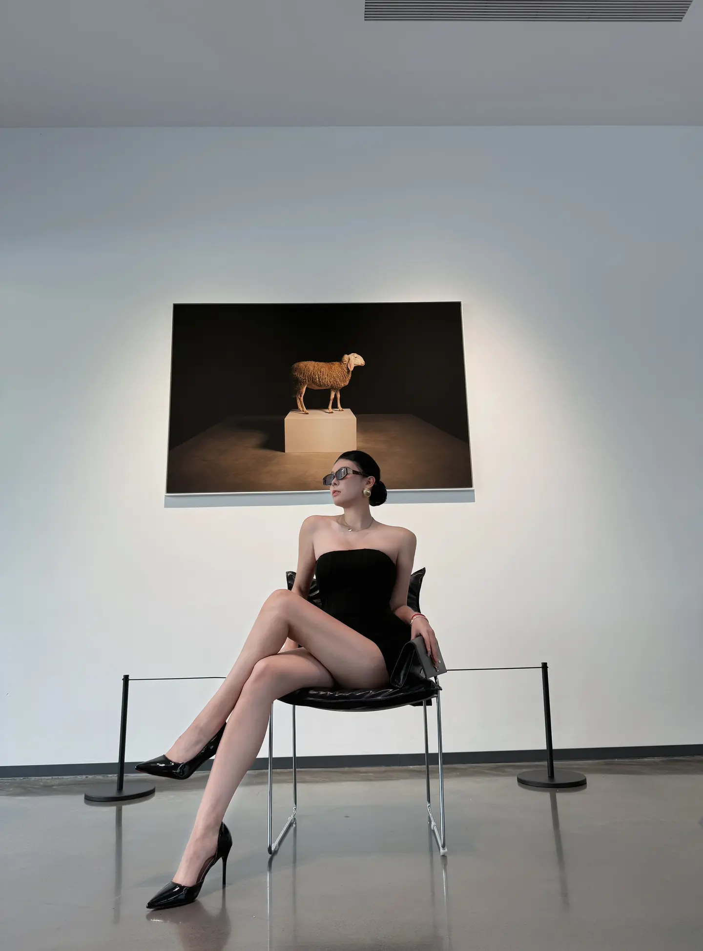 贱人不去看 烂事不去管 对low人的挑衅产生一种怜悯感 一切平平静静心如止水