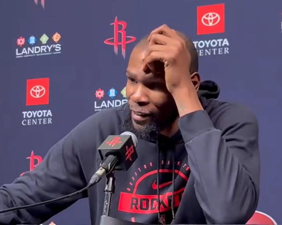 杜兰特这话太“耿直”了：

“我不想说得太夸张，但那是我第一次被一个地方赶走，我