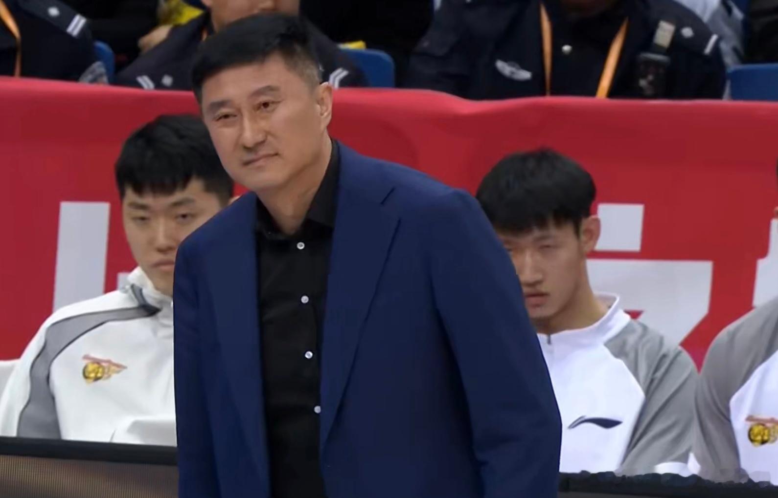 CBA排名大洗牌！广东跌第5，深圳冲第3，广州5连败几乎无缘季后赛！CBA第36