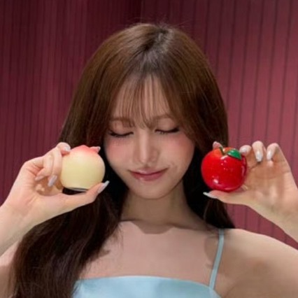 圆头圆脑🍎 