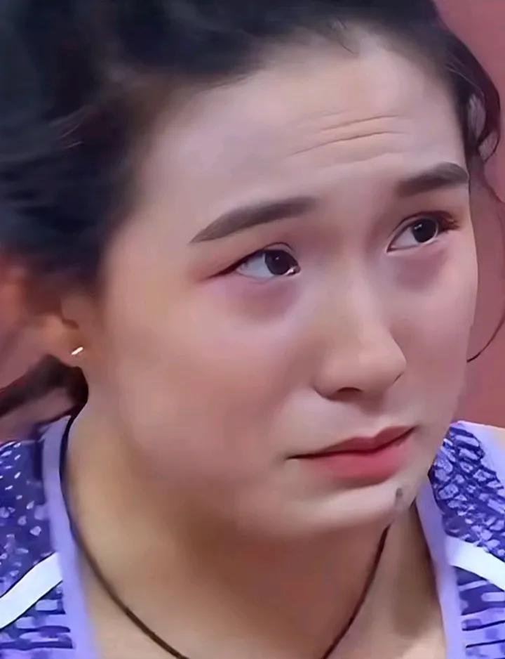 追风少女陈妤颉哭了，看着让人心疼。
2025国际钻石联赛，也是小孩姐国际赛场首秀