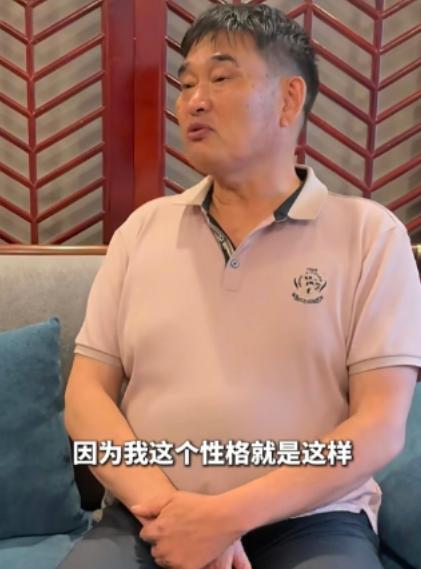 “不缺钱还天天跑商演，图啥？”朱之文回答得干脆：“人家请我是看得起我，做人不能钻