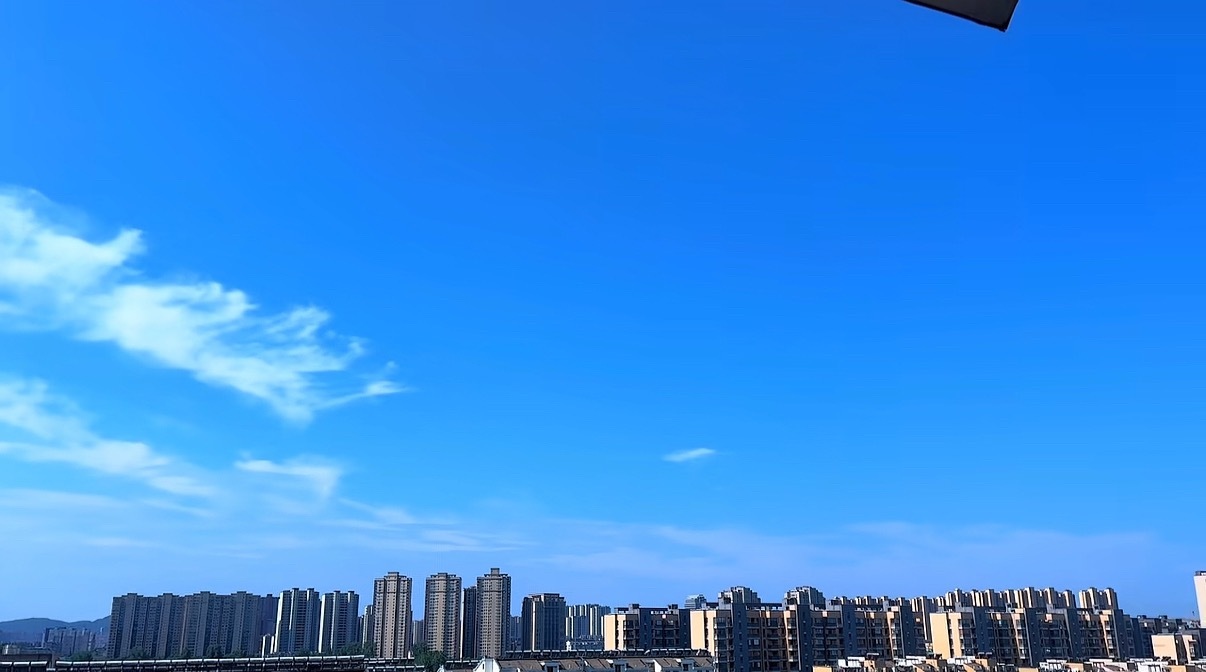 抖人说天气巨好 丝毫没有台风的迹象