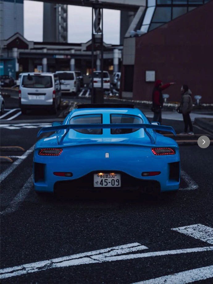 汽车 Veilside为马自达RX-7（FD3S）打造的Fortune宽体套件。