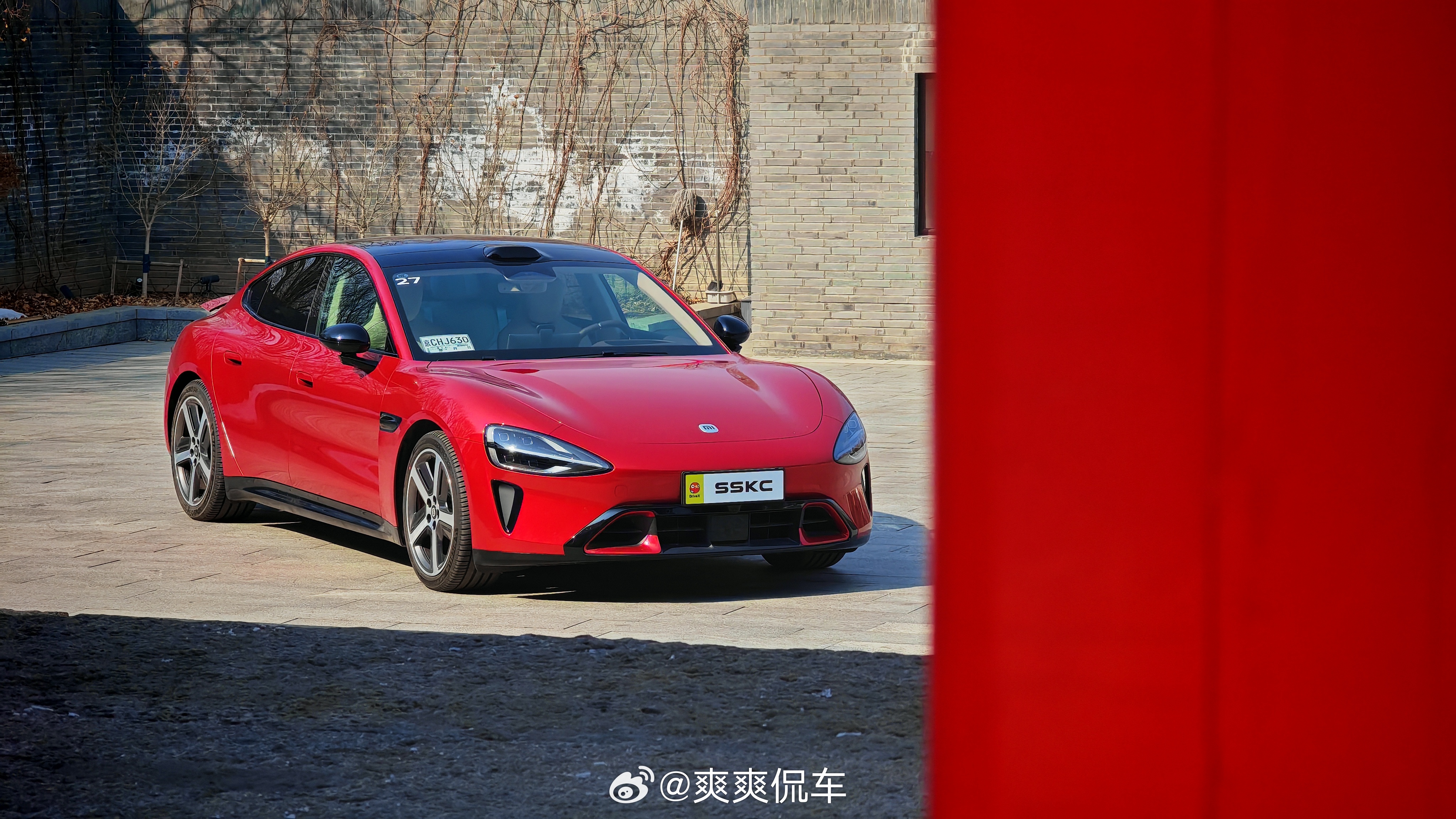 老头乐起诉小米汽车保时捷没说话。。法拉利没吱声。。大米不乐意了！！！今天不是4月