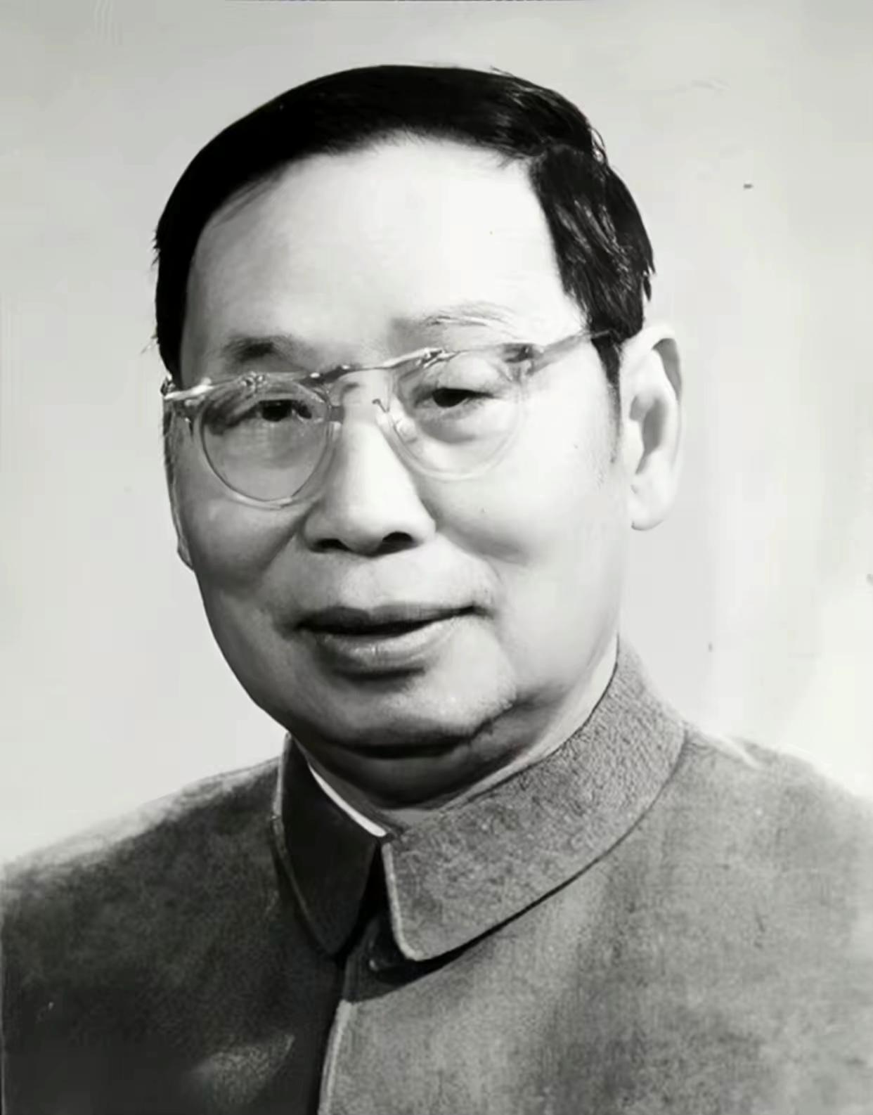 被遗忘的中国核物理先驱：他错失诺奖，冒死护镭，一生无名却撑起两弹一星

您听说过