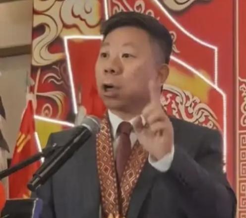 中国大使：面对菲律宾挑事“坚决给他怼回去！坚决给他打回去！”

这话出自中国驻菲
