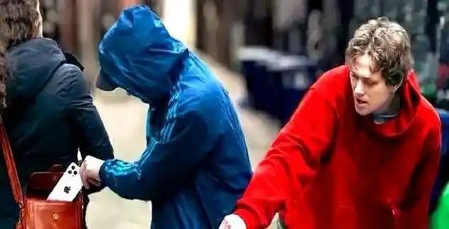 听说在欧洲，小偷之间居然有个不成文的规定，能偷中国游客的钱和东西，但绝对不能碰中