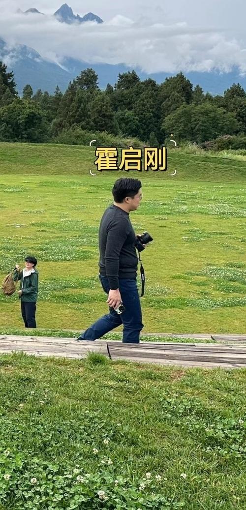 郭晶晶我的天啊！在上海华尔道夫酒店，竟然有网友偶遇了跳水皇后郭晶晶！郭晶晶偶遇 