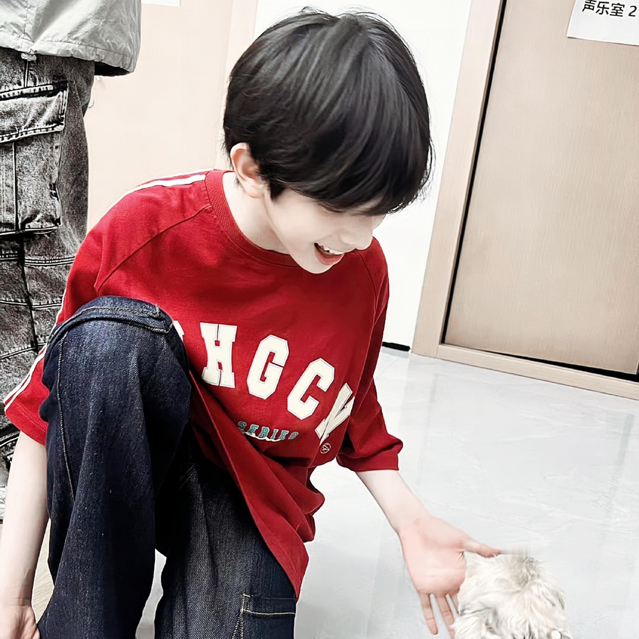 今日份男明星红｜粉｜黑色系头像分享拿图点赞即可陈浚铭 