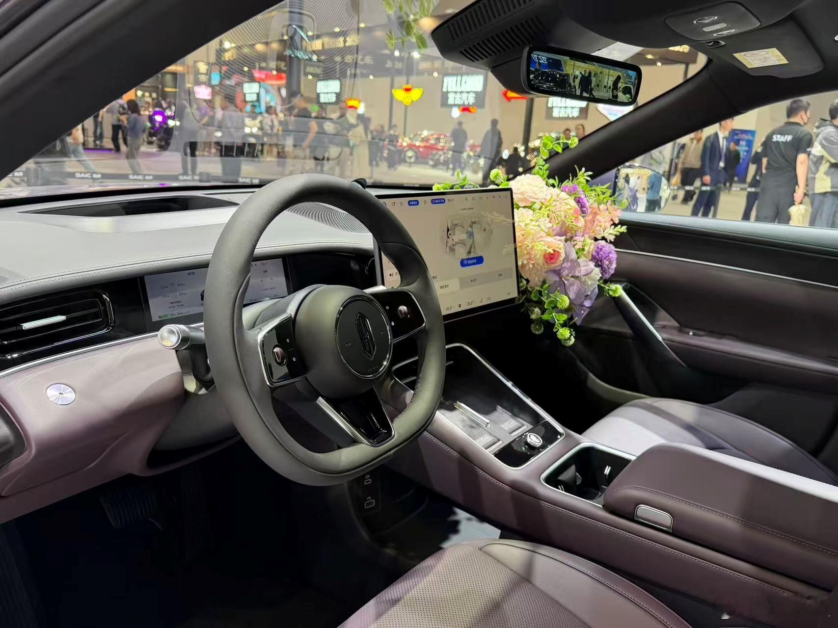 2026北京车展上，尚界Z7与尚界Z7T 双车登场，凭借个性造型与硬核科技成为焦