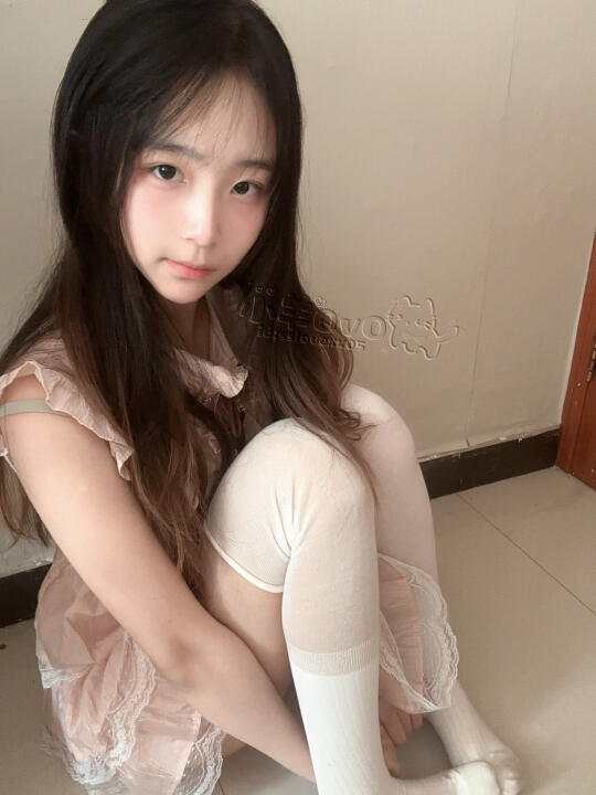 hello你好这里是萌妹(/ω＼)