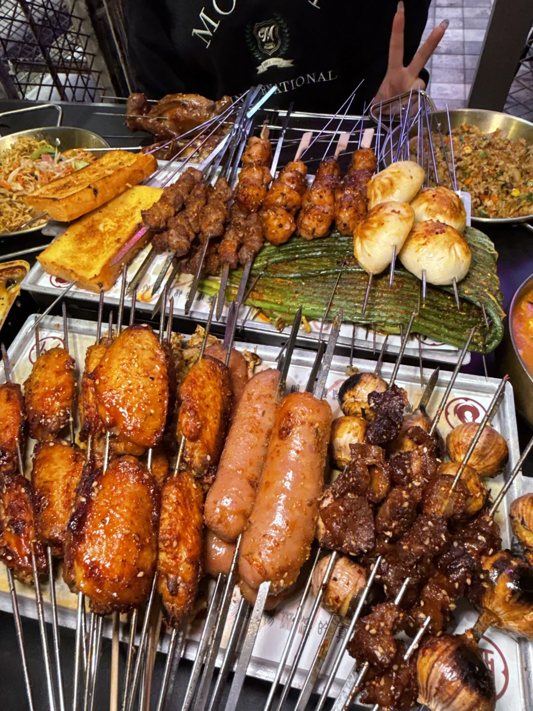 南京百家湖！！烧烤好吃死了踏吗的！！！