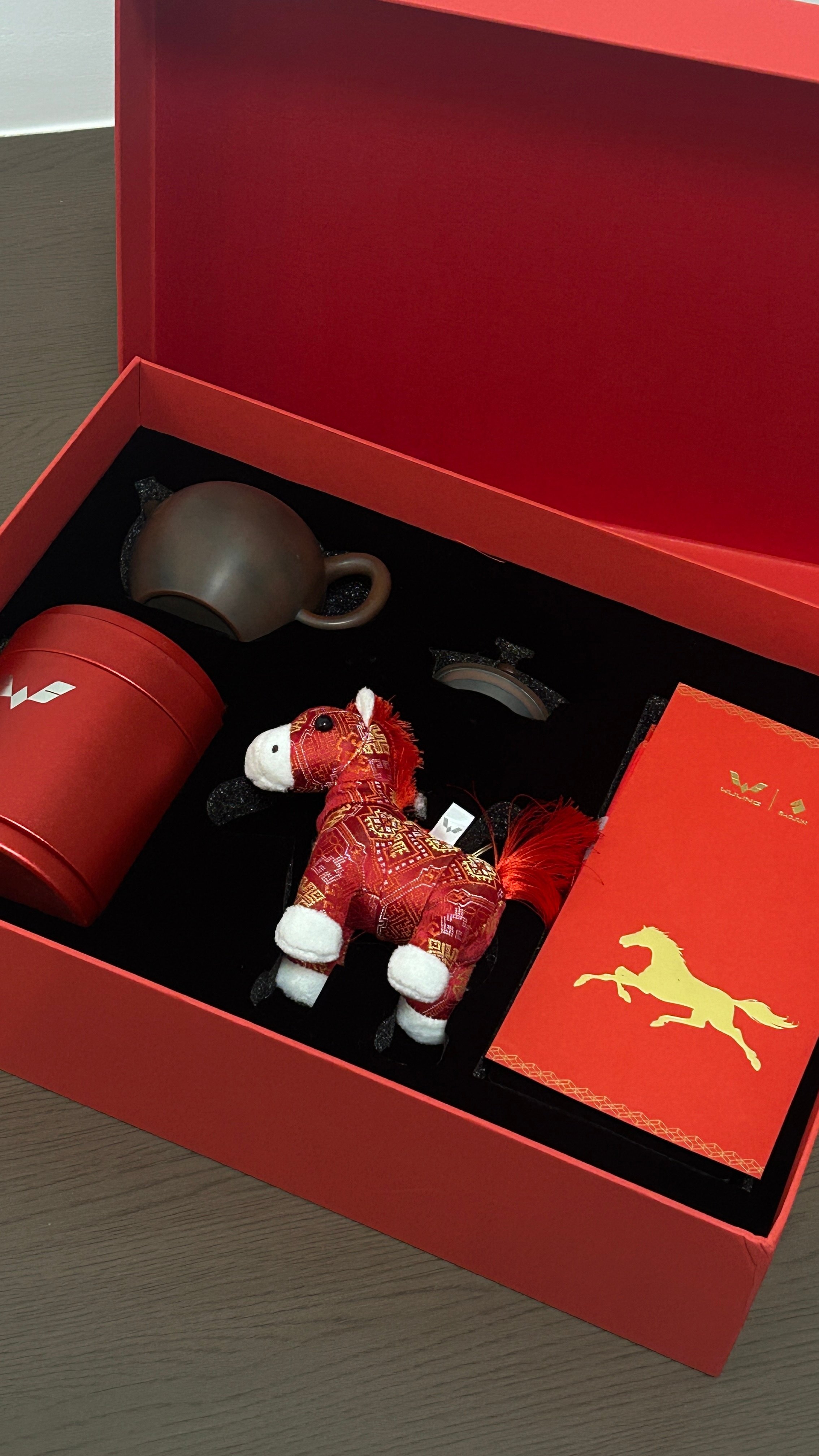 感谢五菱送来的新年礼物～红红火火！ 