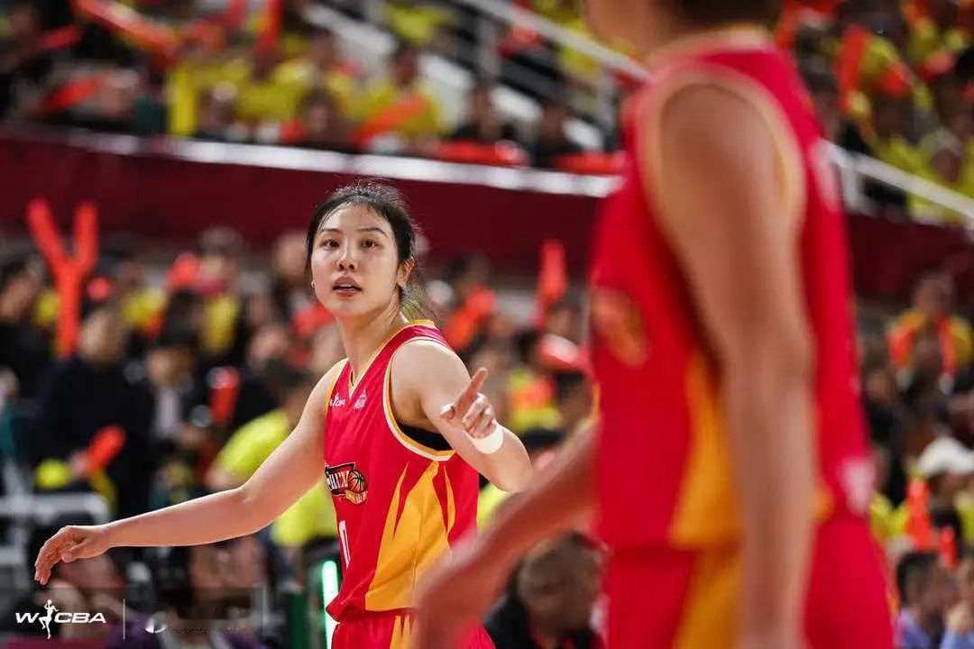 山西女篮为何仍让人期待山西女篮虽在2025-2026赛季WCBA总决赛中惜败四川