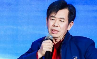 戴旭一针见血刺破幻象，为何今日围堵反较往昔更甚？只因我们弄丢了伟人 “只警告一次