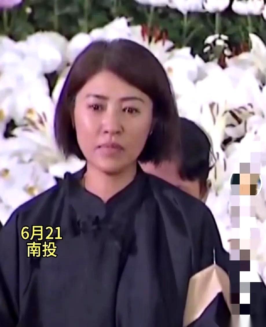 6月21日的南投，一场五千多人到场的告别式上，蓝营台面上的核心人物几乎挨个现身，