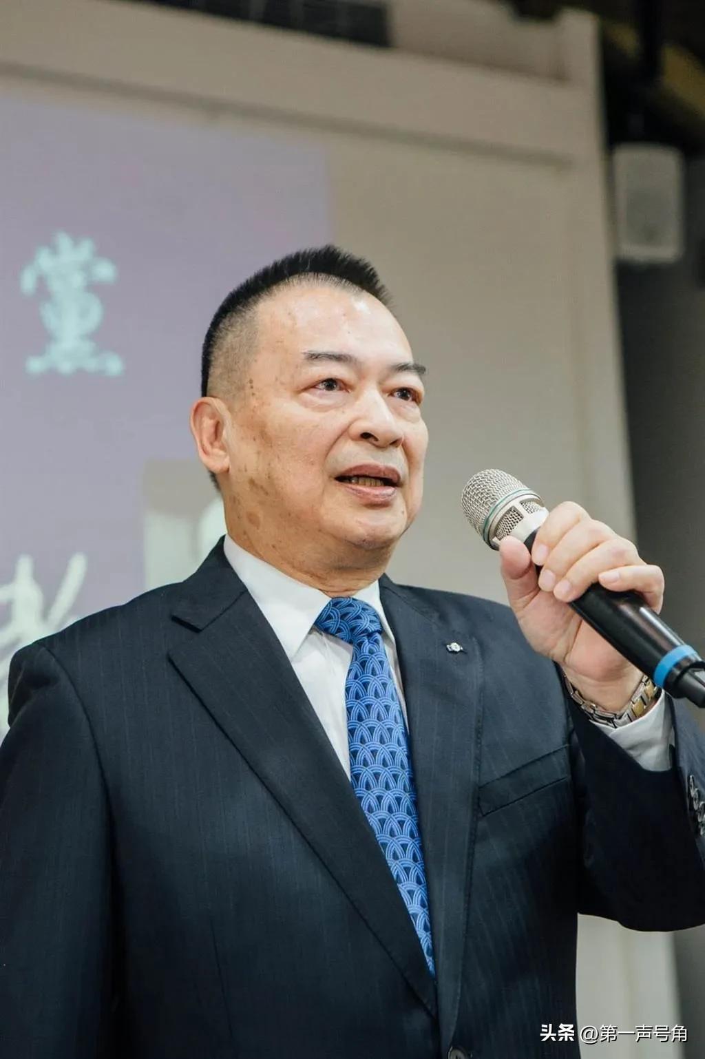 岛内爆震撼弹！国民党中评委突提案“研议两岸和平统一”，施压郑丽文及蓝营领导层，不