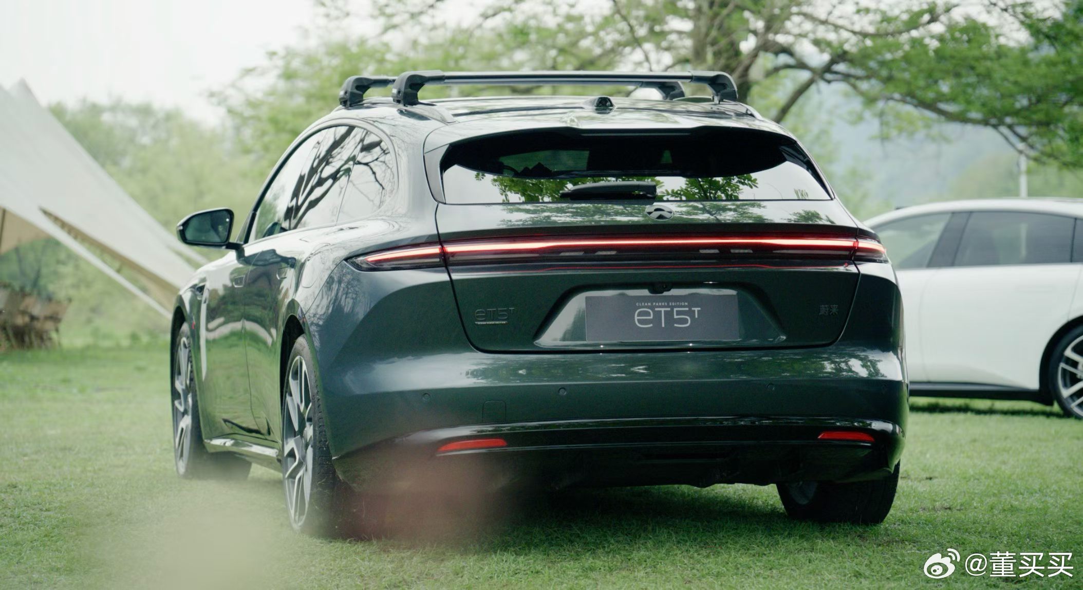 有的车吧决定买的时候只是因为人群中多看了一眼自然奇境版ET5T 