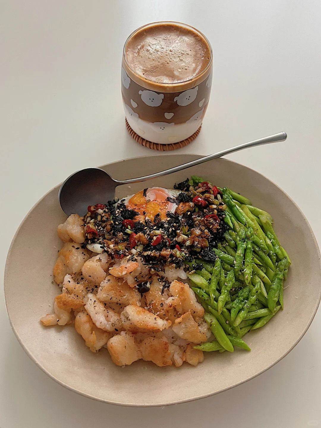 普通人的减脂餐-虾滑芦笋海苔盖饭🍱