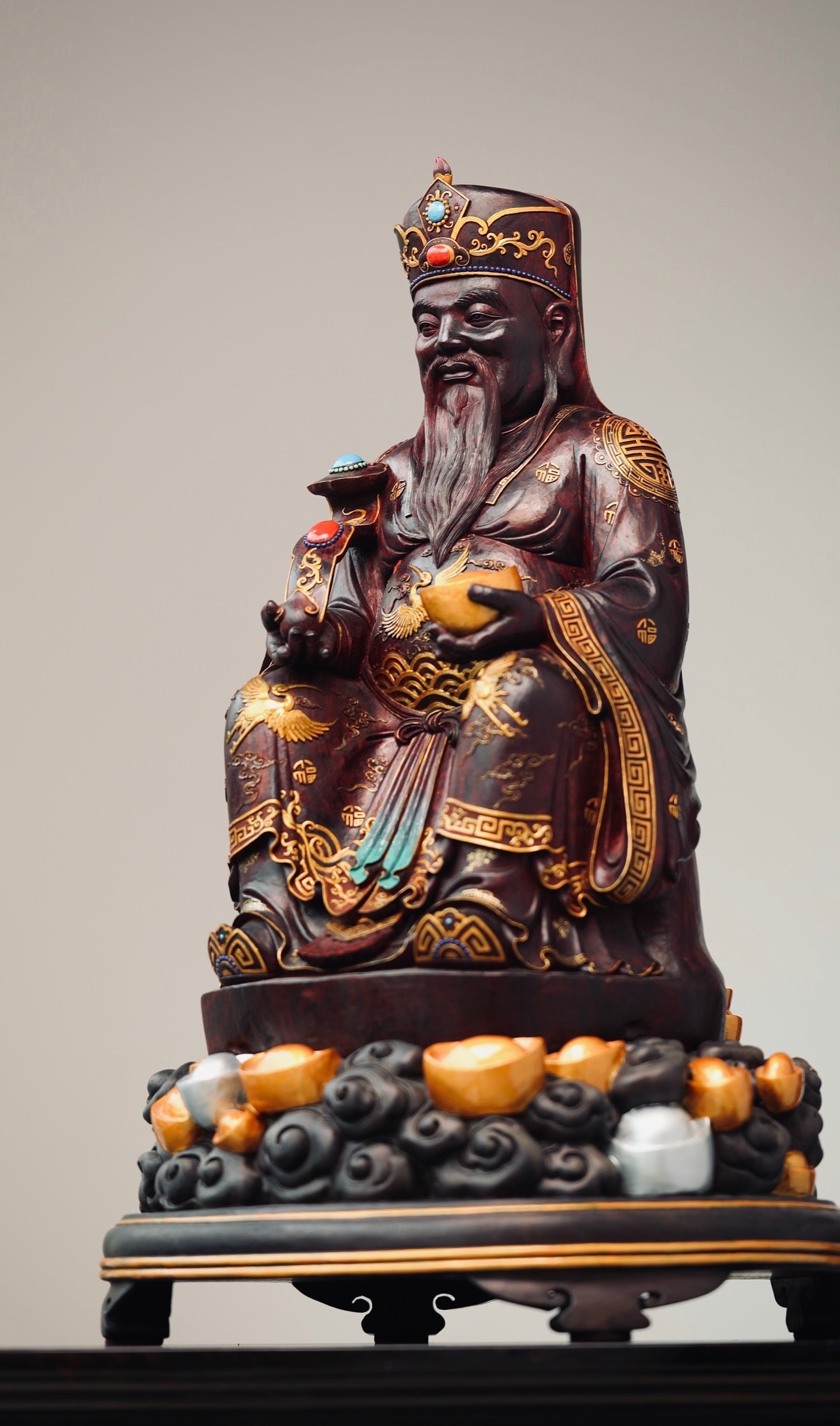 最近尽量不要操作，别以为护盘的会一直涨，有时候护不住它们也会跑的。大号的人都不听