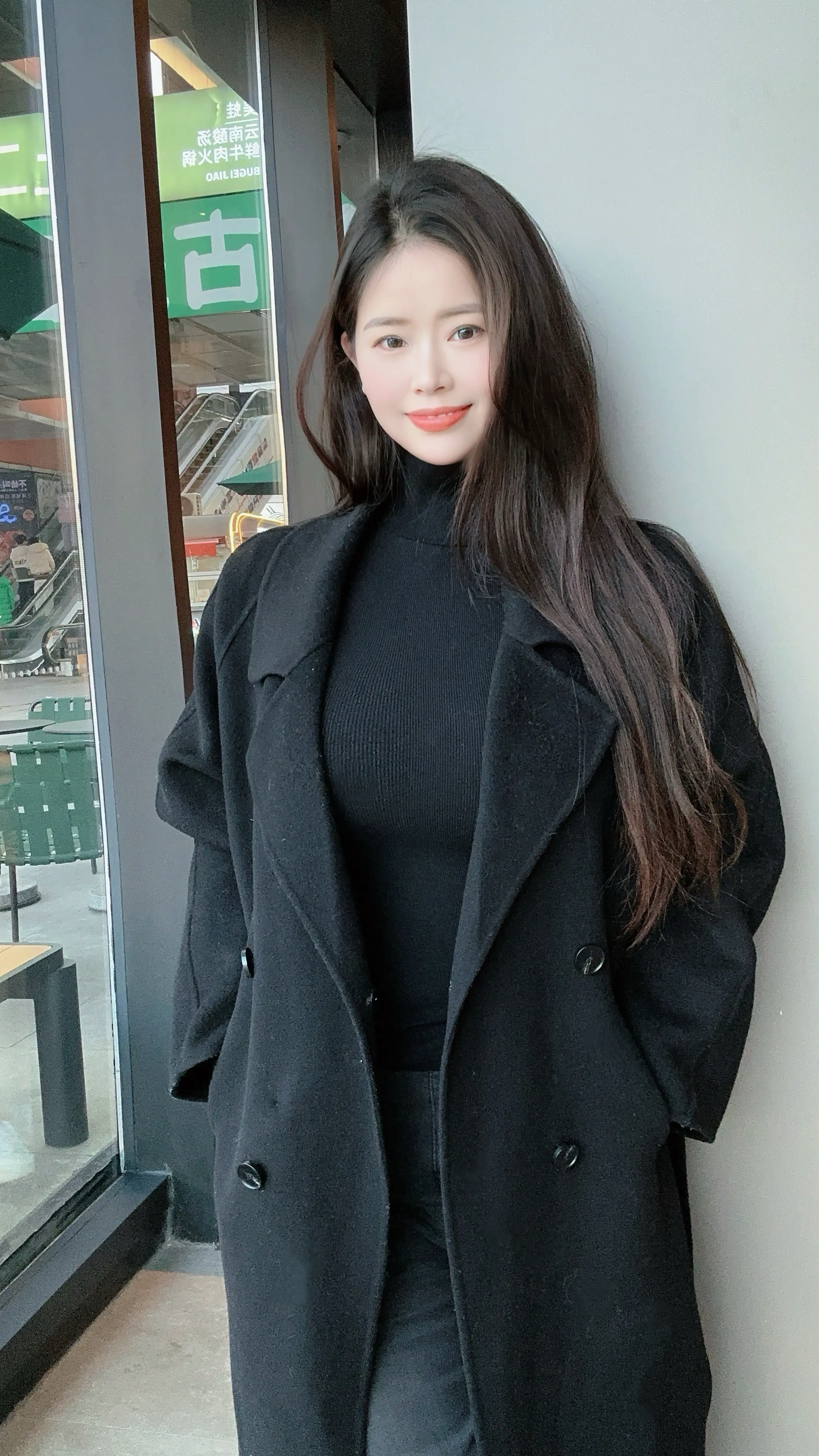 听了这么多年的千千阙歌，如今才明白是什么意思：来日纵使我身边有太多了...