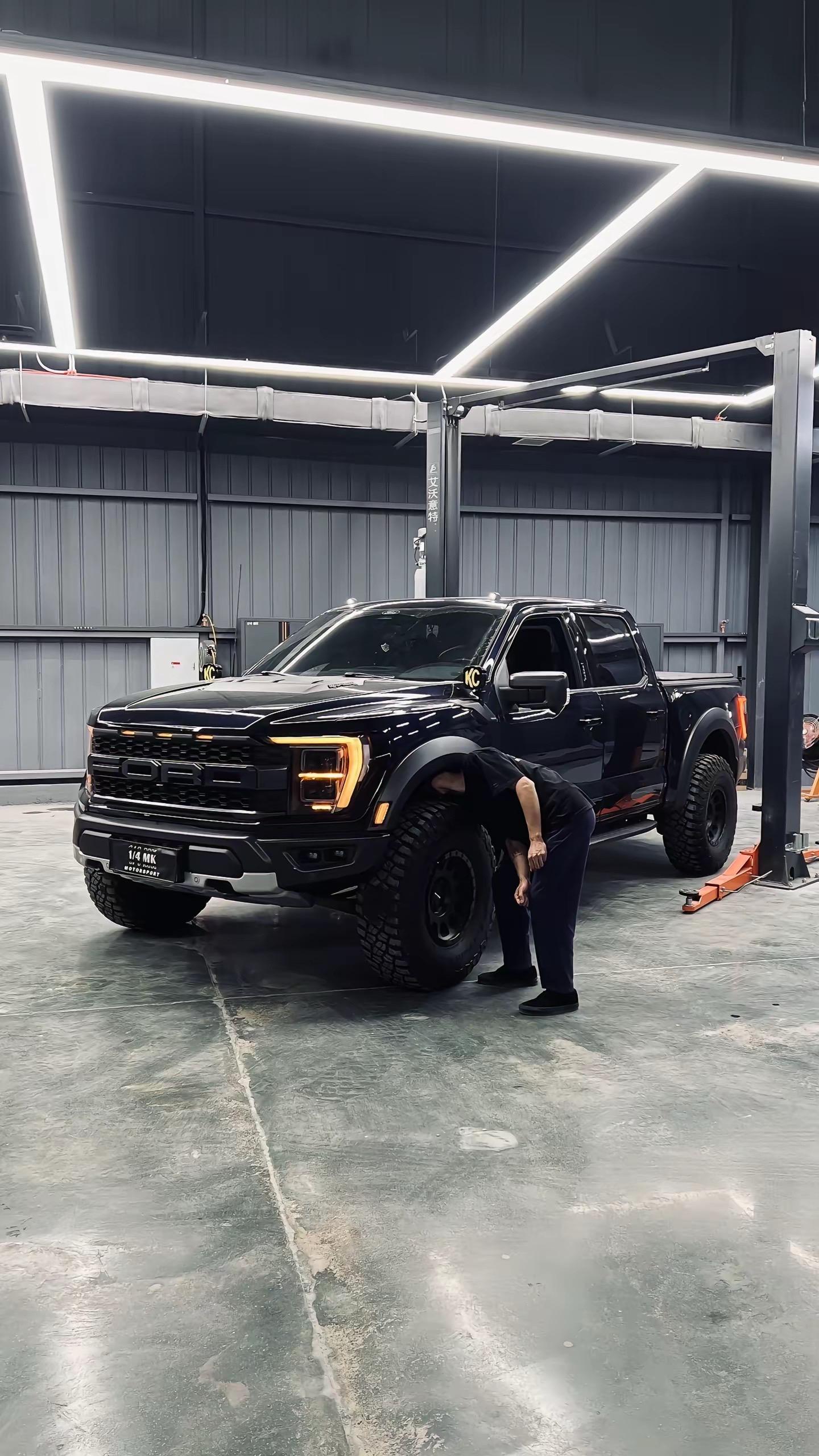 最近在网上看到好多人用我车的照片，看来大家也确实喜欢我的车，感谢各位的支持。