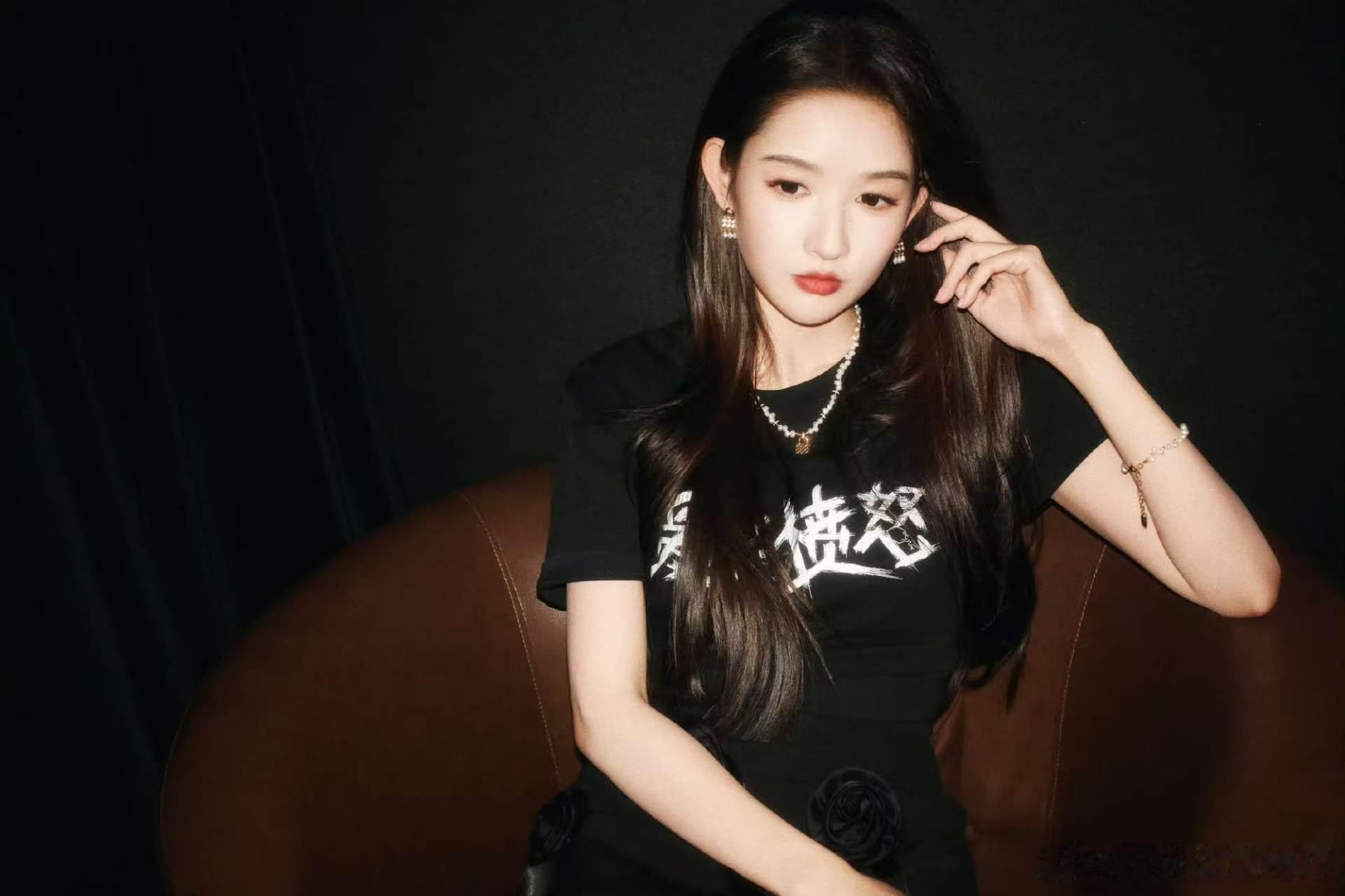 王玉雯撕掉搞笑女标签王玉雯用一部电影回应不被设限 通过自己的努力和专业度，撕掉了